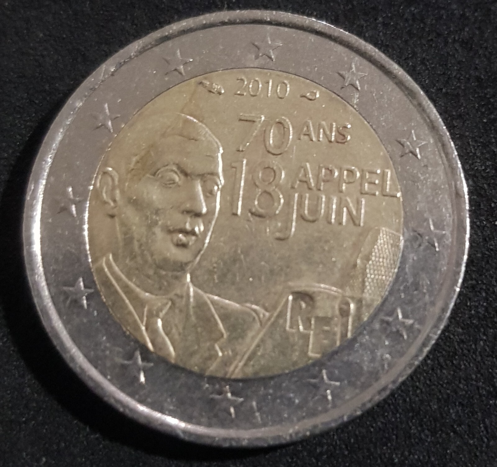 Pièce Monnaie 2 Euros Commémorative 70 Ans Appel Du 18 Juin (2010)  De Gaulle