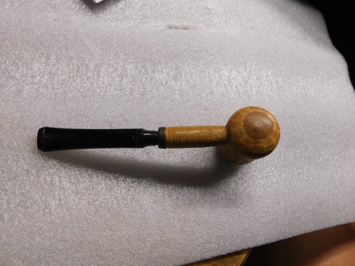 Vintage Unmarked Corn Cob Style Smoking Pipe - Picture 2 of 5
