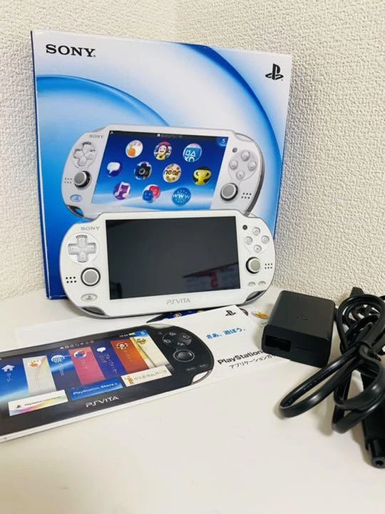Playstation PS vita PCH1000-ZA02 white console only From japan W 