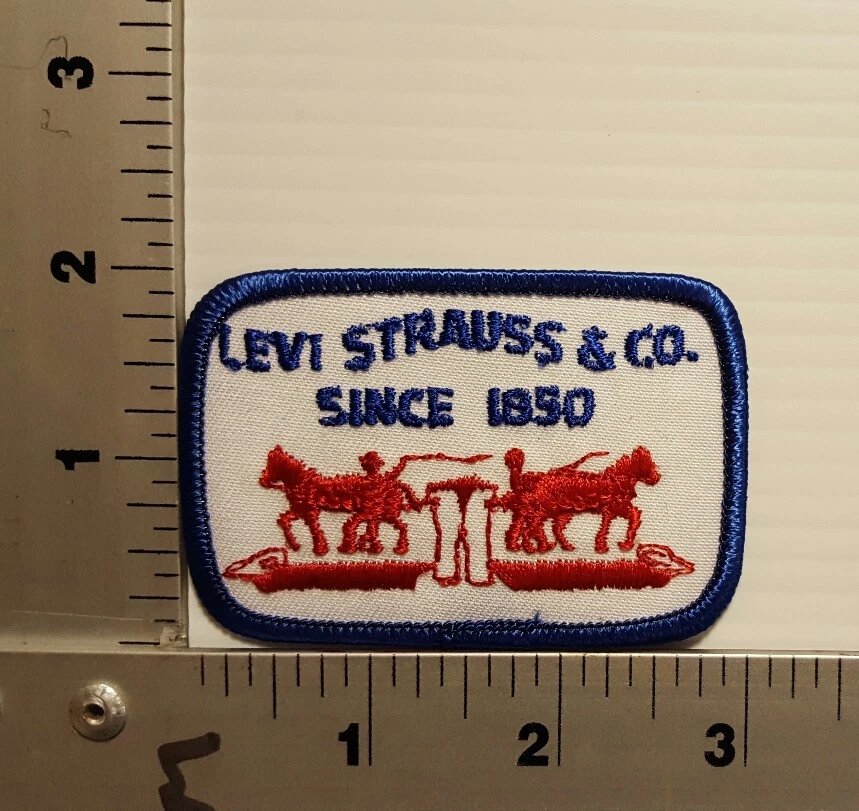 LEVI STRAUSS CO. SINCE 1850 VINTAGE EMBROIDERED PATCH BLUE RED