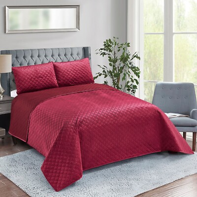 Virah Bella - Moroccan Burgundy  - Lightweight Micromink Quilt Set