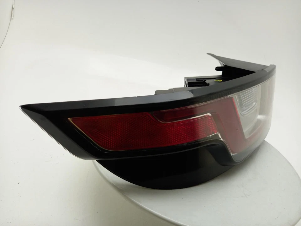 LANDROVER RANGE ROVER EVOQUE Tail Light Rear Lamp N/S 2015-2019 5 Door Estate LH - Image 2 of 4