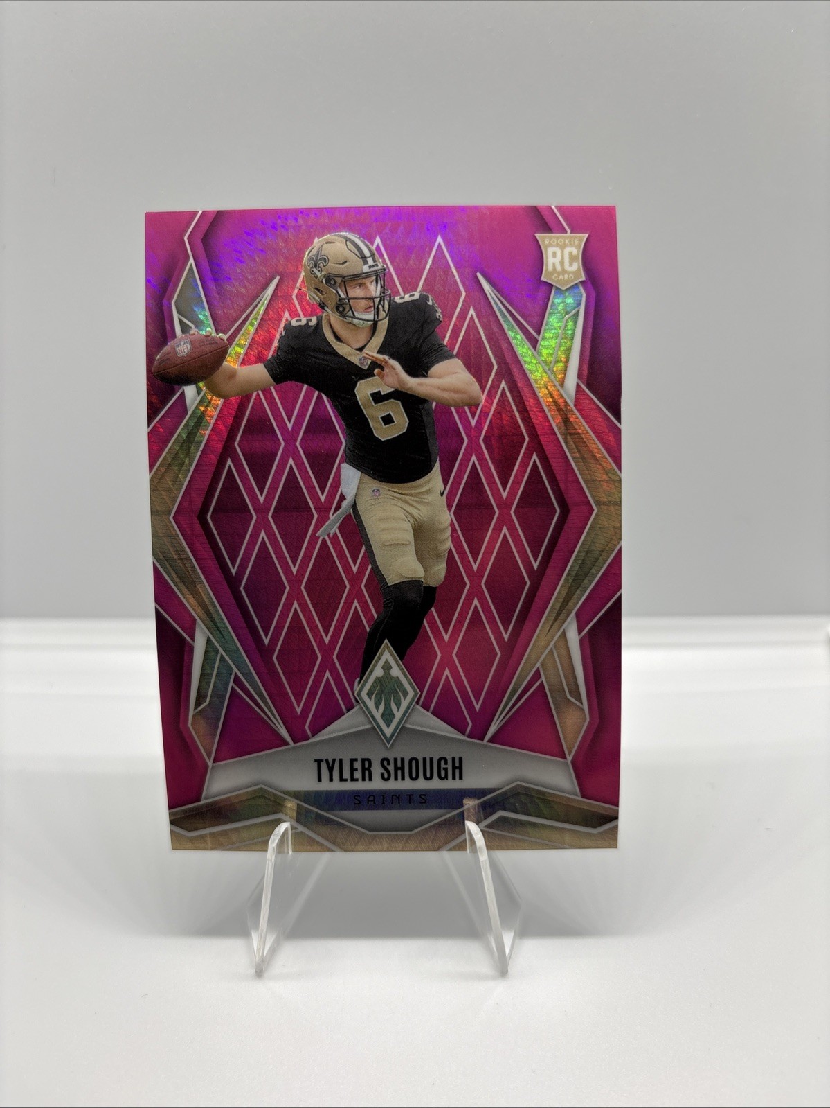 2025 Panini Phoenix - Rookie Tyler Shough #169 Pink Hyper /299 RC