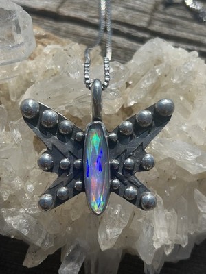 Regenbogen Schmetterling Schmuck Sterlingsilber Handarbeit facettiert Aura Quarz Anhänger