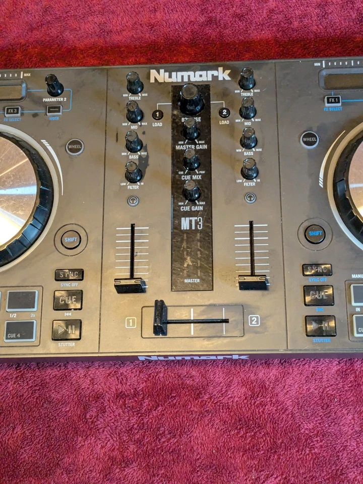 Numark Mixtrack 3 Double Deck DJ Controller - Image 4 of 4