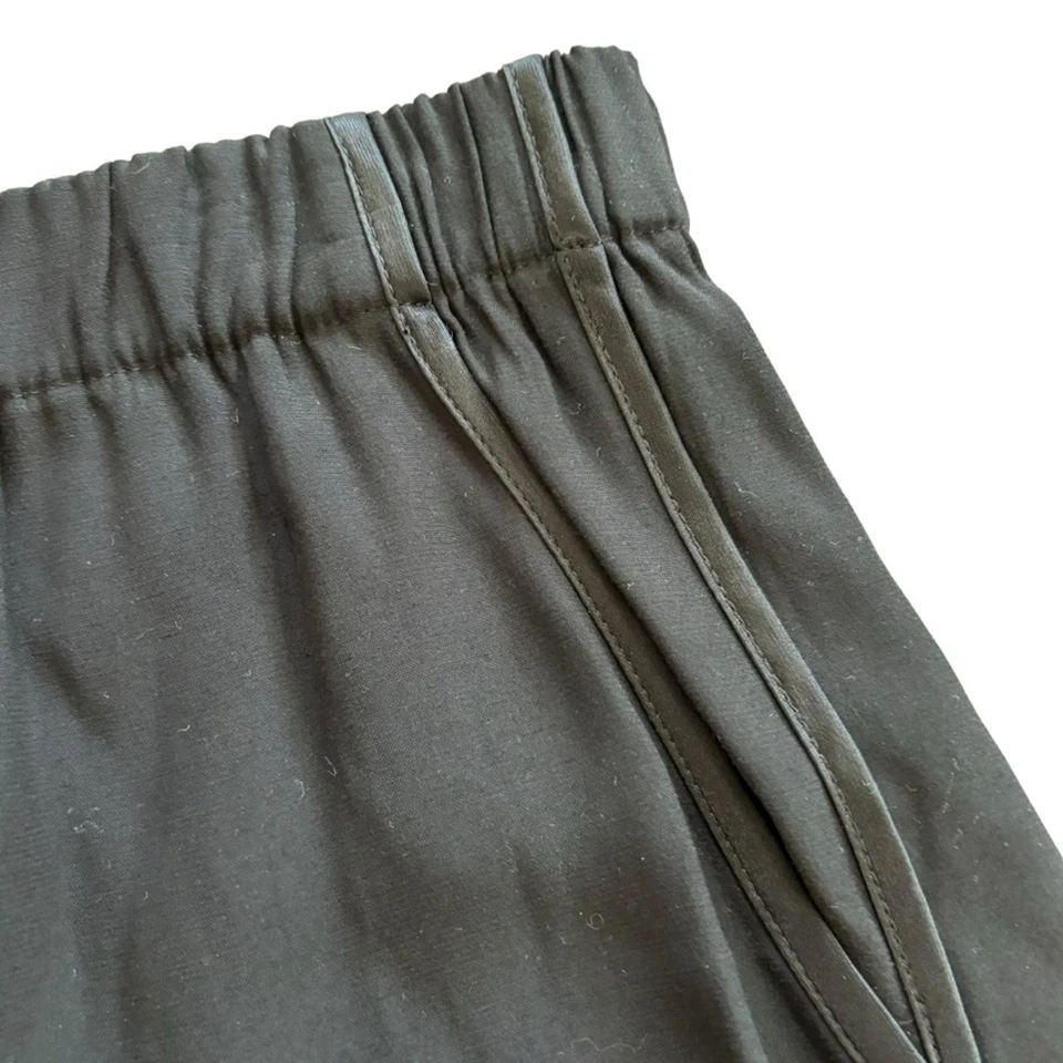 Falda Ann Taylor Loft Negra Mujer’s S Oficina Clásica Trabajo Verano Conservadora Foto 3 de 4