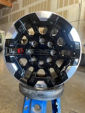 OEM 18” Hummer EV 2023 Factory Wheel 95345 14049 8480605