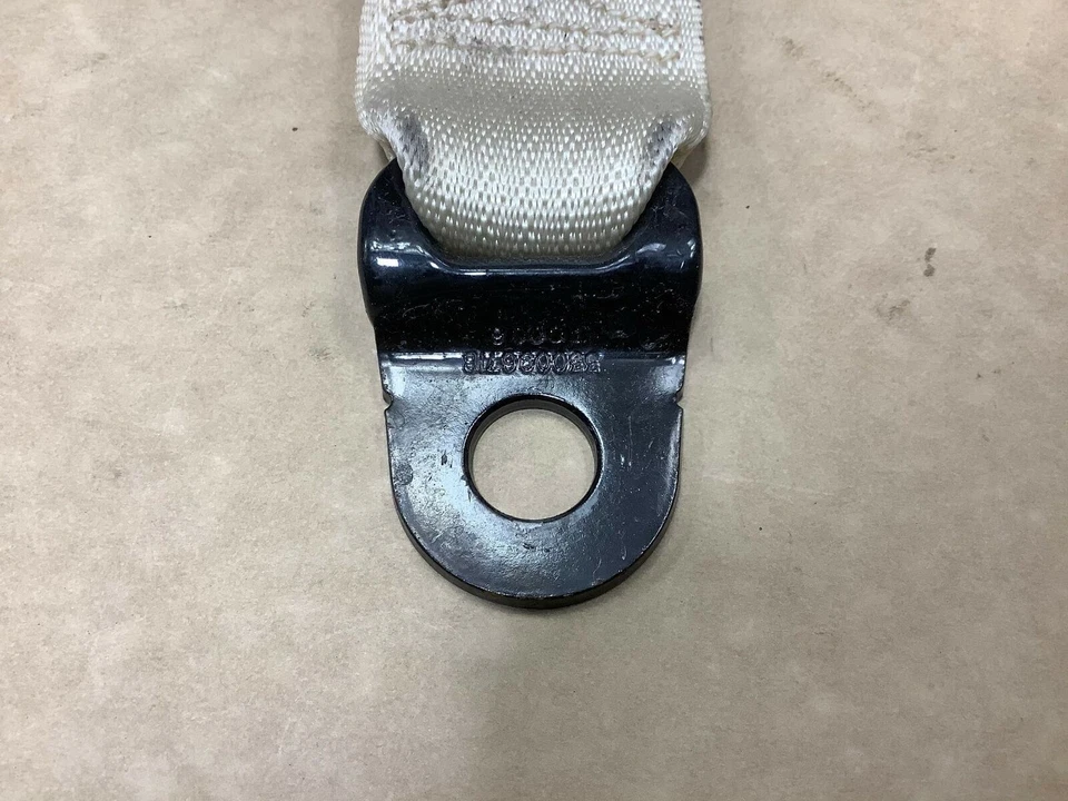 2010 VOLKSWAGEN ROUTAN FRONT LEFT DRIVER SIDE SAFETY SEAT BELT RETRACTOR OEM+ - Image 4 of 4