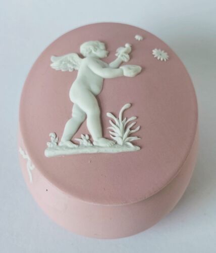 Wedgwood Jasperware Pink Trinket Box Cherub - Picture 1 of 6