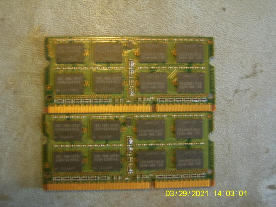 Samsung 4GB 2x2GB PC3-8500S DDR3-1066 204-Pin SODIMM M471B5673FH0-CF8 - Image 2 of 2