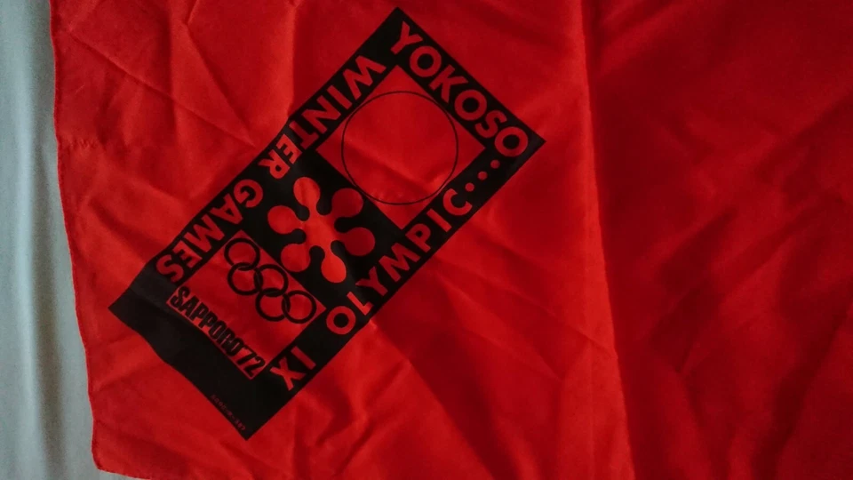 Vintage Scarf Sapporo 1972 XI Olympic Winter Games Japan - Red Scarf Signed Rare - Image 2 of 4