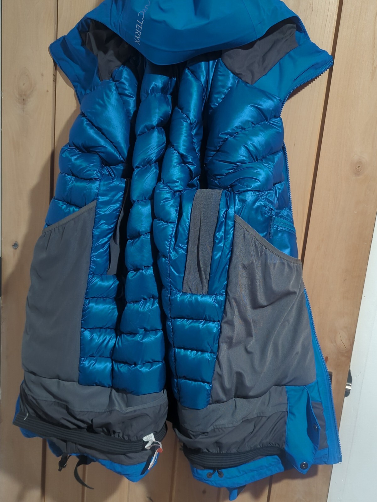 Giacca Fissile Arc'teryx cappotto uomo sci medio basso snowboard blu