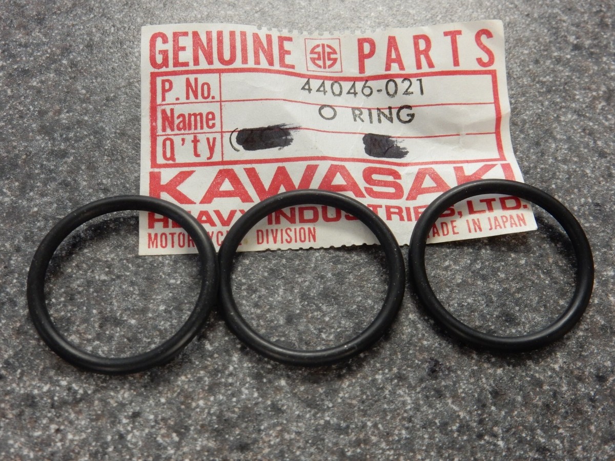 ガー子（075 。738） NOS Kawasaki Fork Top O Rings 75-79 KD125 76-79 KE125 74 75 KS125