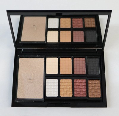 Doucce Freematic 8 Eyeshadow Pro Palette with Highlighter Smokey Eye Finish NEW