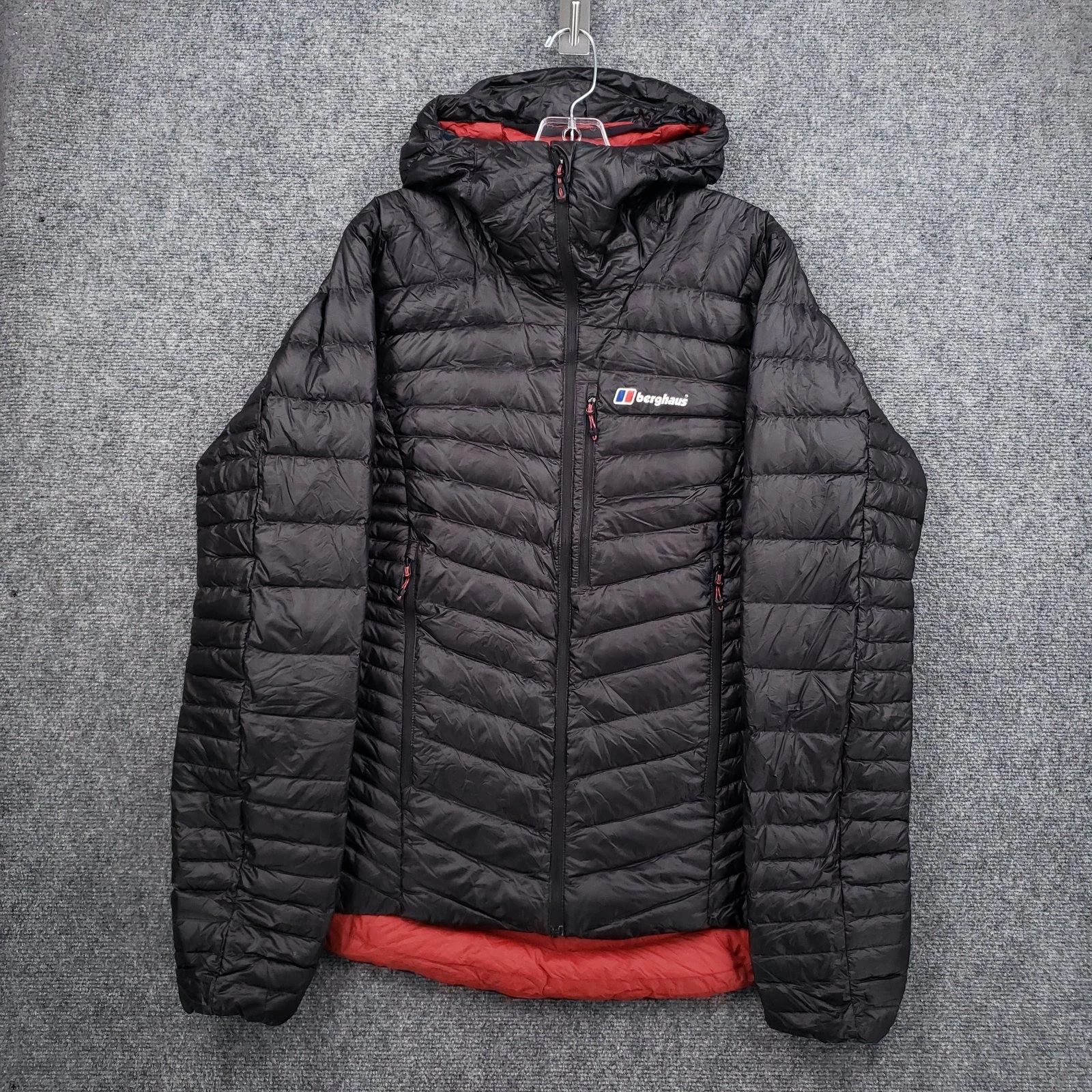 Berghaus Extrem Mens M Medium Down Puffer Hooded Jacket Full Zip Black Quilted - product detail image 1