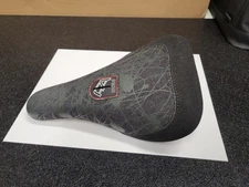 Free Agent BMX Pivotal saddle bike seat NOS