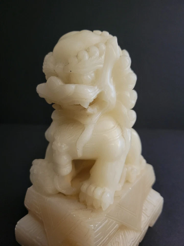 Vintage- Chinese Hand Carved Foo Dog Guardian Soapstone Statue Sculpture, Large  - Image 3 of 4