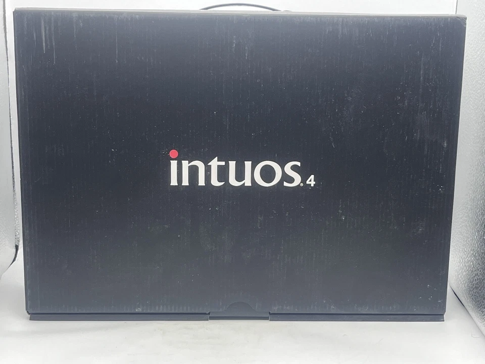 Wacom Intuos 4 PTK-440 Professional pen tablet Small PEN USB Cable stand - Image 2 of 4