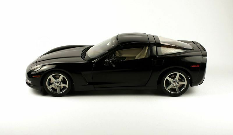 Autoart: CHEVROLET CORVETTE C6 COUPE Black LIMITED EDITION Autoart: CHEVROLET CORVETTE C6 COUPE Black LIMITED EDITION