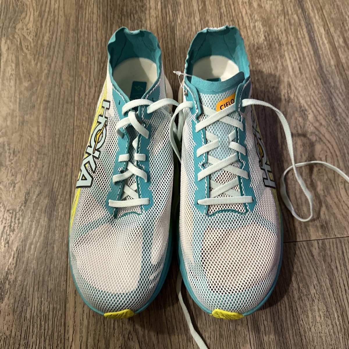Hoka One One Unisex Cielo Road Running Sneaker Shoes, Men 9.5 / women 11 SAMPLE Hoka One One Unisex Cielo Road Running Sneaker Shoes, Men main image 4