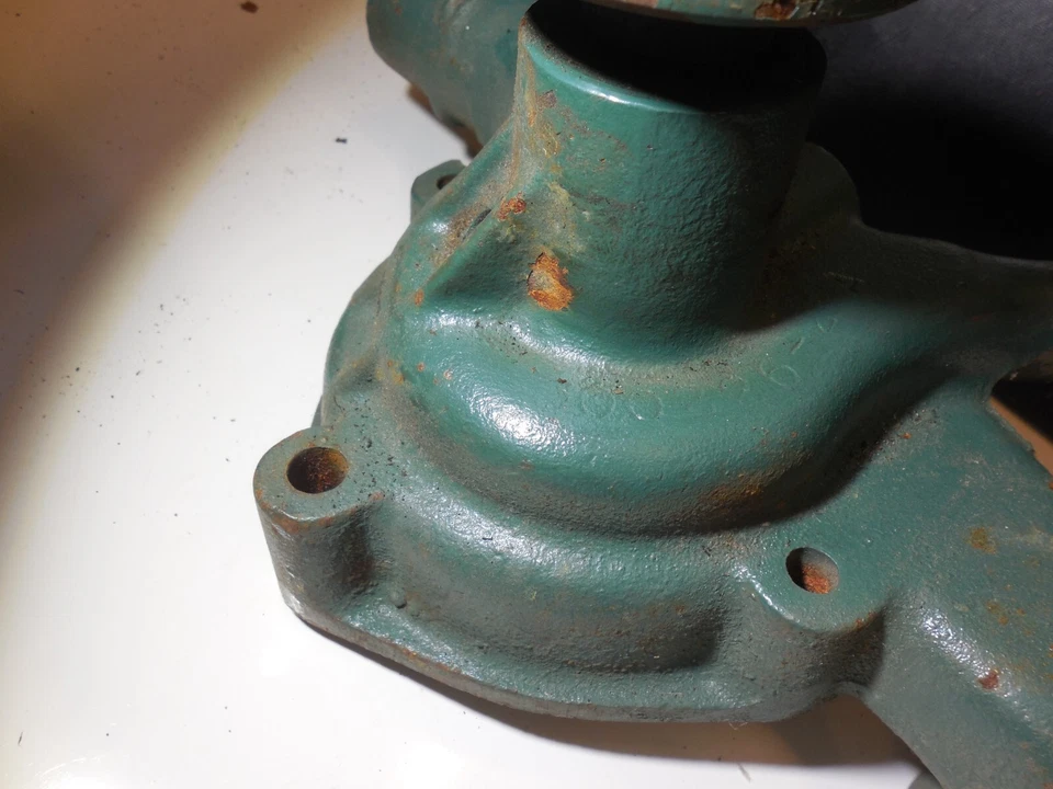 1948-52 Hudson Commodore, Super series 254 4.2L 8-Cyl new water pump 300226 - Image 2 of 4