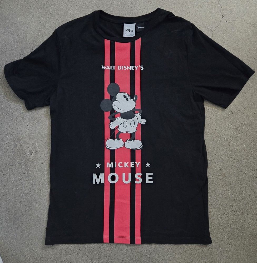 Disney Mickey Mouse Black and Red Graphic Tee Medium Zara Tshirt Classic Style