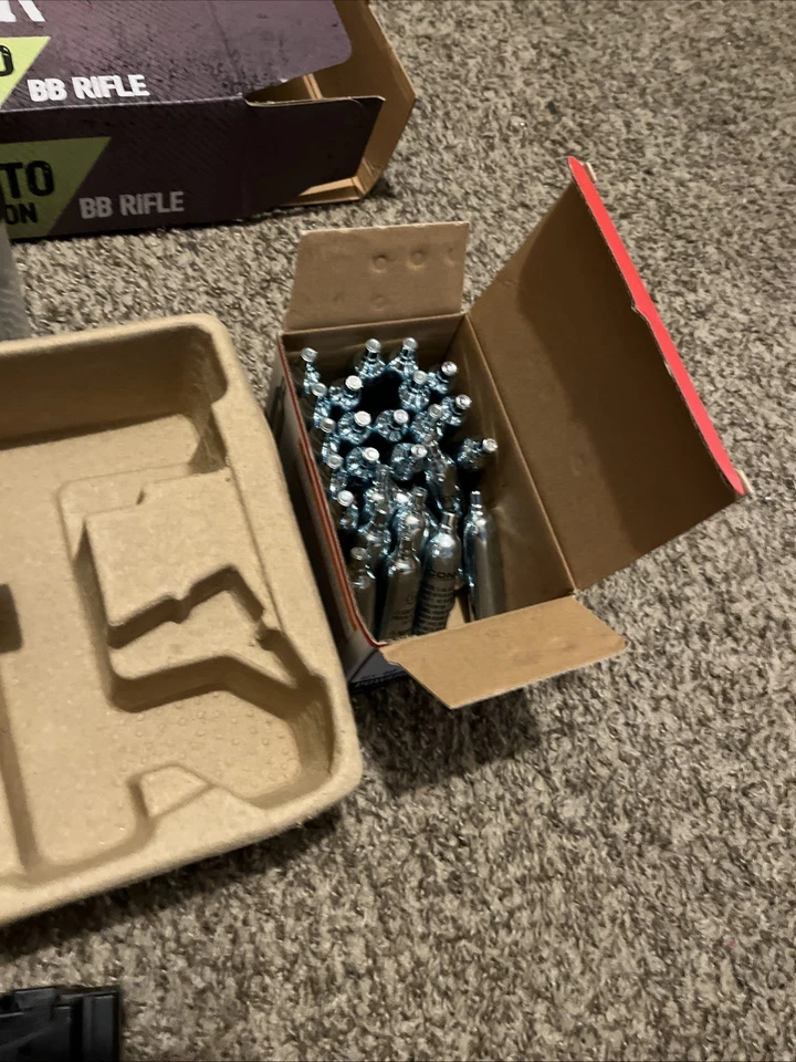 SBR全自动反冲式空气步枪带配件和额外弹匣、二氧化碳和Bbs — 第 4/4 张图片