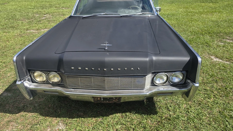 1967 Lincoln Continental  - Image 3 of 4