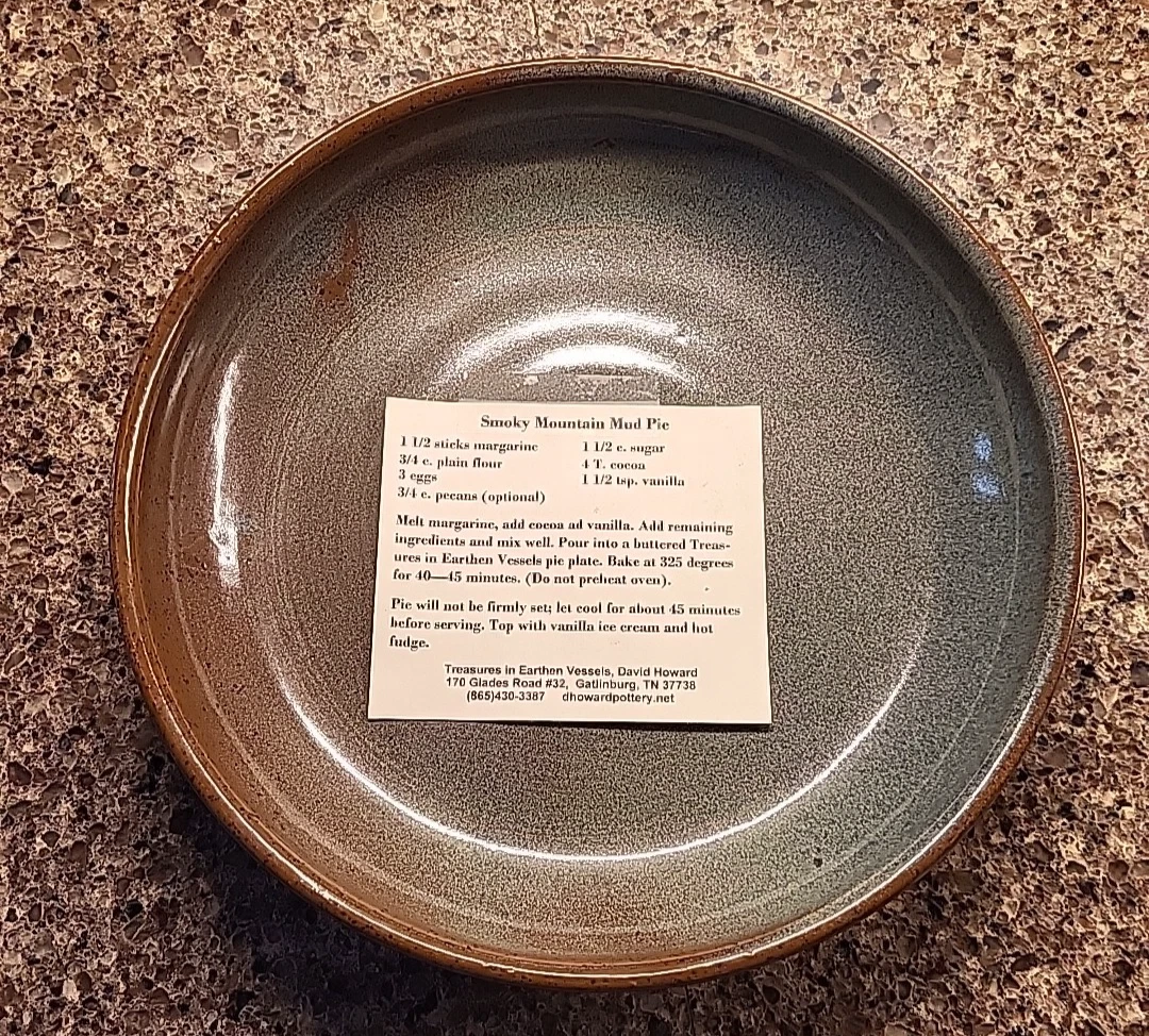 Pottery Sage Green 9 1/2" Pie Baking Plate bowl Dish NEW David Howard