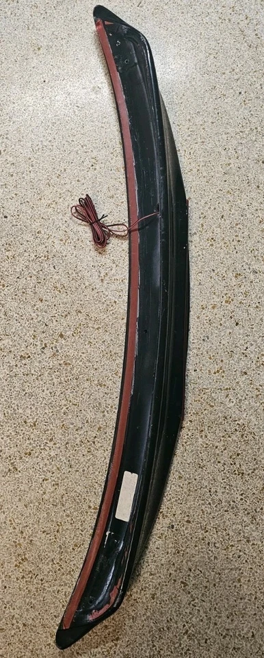 SPOILER LABIO MALETERO JAGUAR XK8 TERCERA LUZ FRENO OEM Foto 2 de 4