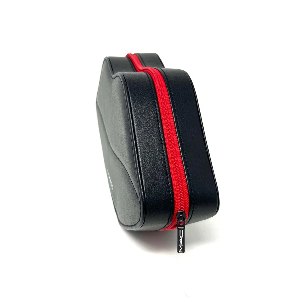 Caja con forma de labios MAC - Estuche grande de cosméticos - Cuero sintético negro con cremallera roja Foto 3 de 4