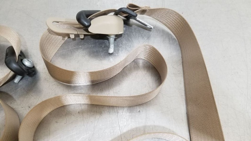 08 2008 FORD F150 REAR SEAT BELT RETRACTOR SET CREW CAB BEIGE eBay