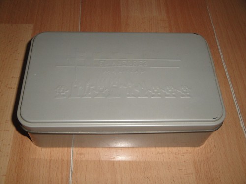 AJEDREZ DE MARISCAL METALICO CON SUS 32 PIEZAS EN SU ORIGINAL CAJA STEEL CHESS - Imagen 2 de 2