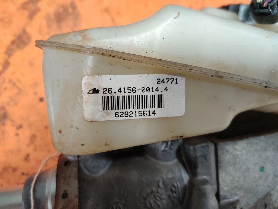 CILINDRO MAESTRO FRENO MERCEDES-BENZ CLASE R W251 R280 CDI LWB 2x2 Foto 3 de 3