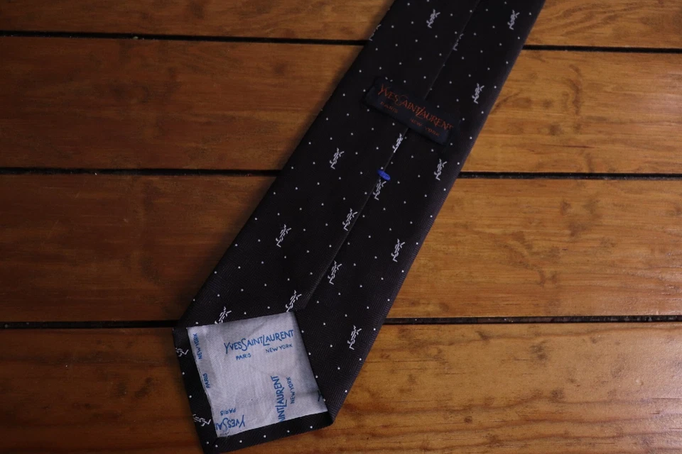 Corbata Ysl Marrón Vintage 100% Seda Rara Diseñador Lunares Classis Corbata Yves Saint Foto 3 de 3