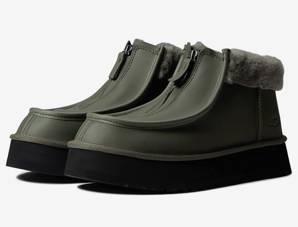 UGG Funkette Low Platform Boots Zip Ankle Booties Seaweed Green