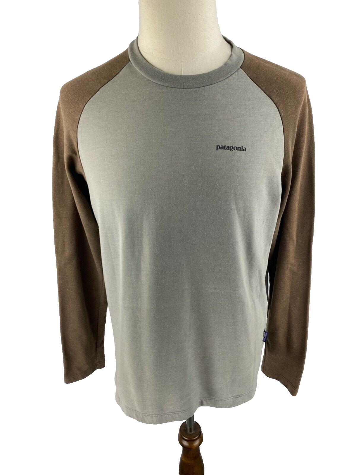 Patagonia Mens M Gray Brown P-6 Logo Lightweight Crewneck Sweatshirt Pullover-image