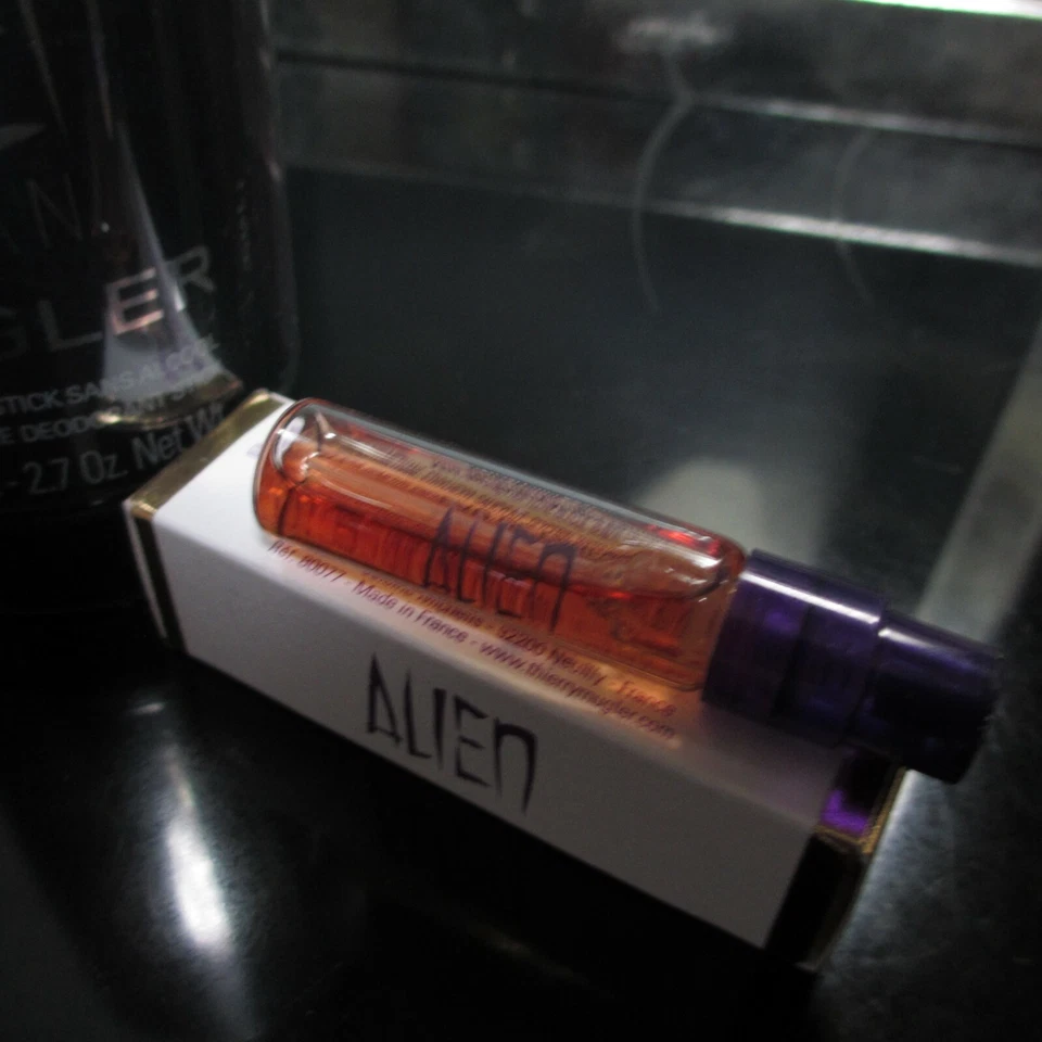 NUEVO Alien man THIERRY MUGLER desoderante perfume colonia muestra producto Angel Foto 3 de 3