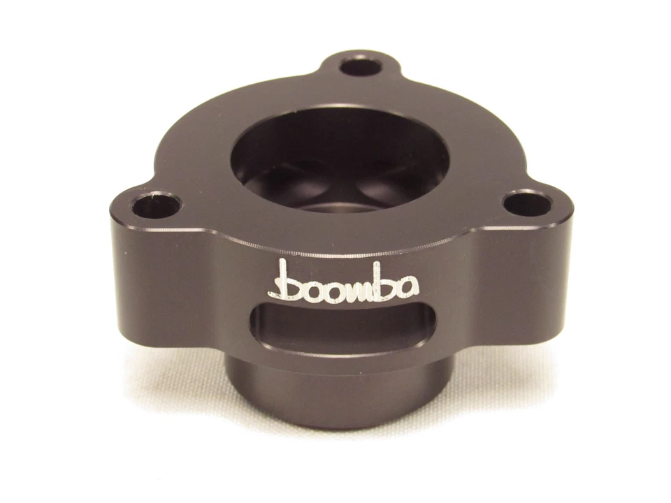 Adaptador de válvula de soplado Boomba Turbo BOV negro 15-18 Ford Mustang 2,3 L EcoBoost Foto 3 de 4