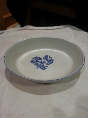 PFALTZGRAFF Yorktowne Oval Baking/Serving Bowl Old Castle Mark #241 (10'' x 7'')