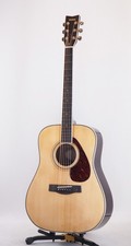 YAMAHA L-10 early model management number 4831