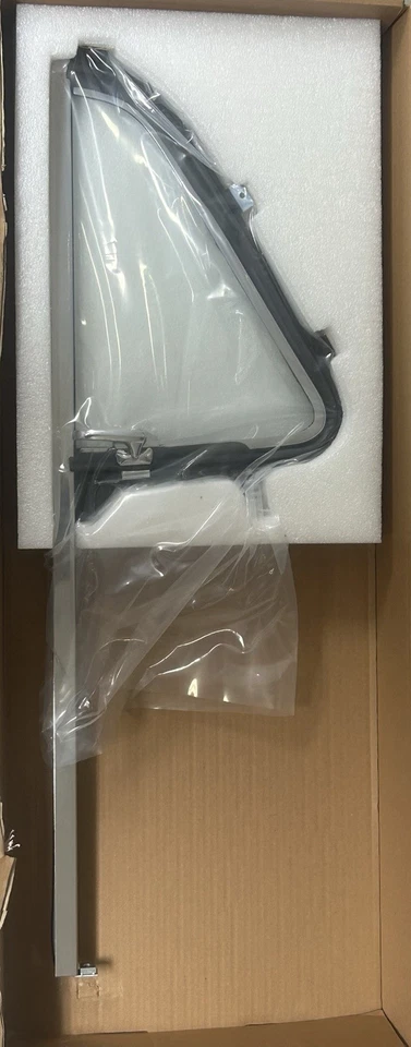 Conjunto de ventana de ventilación tintada para mano izquierda OER para camioneta Chevy GMC 1951-1955 Foto 2 de 2