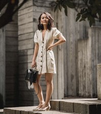 NA-KD BUTTONED LINEN DRESS V-NECK PUFF SLEEVES SAND SIZE SMALL