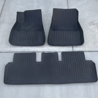 2017-2023 Tesla Model 3 OEM carpeted floor mats,3 piece set GREAT CONDITION!+