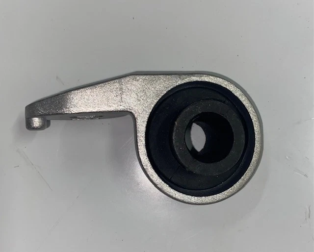 SOPORTE RADIADOR CHEVY AVEO 2004-2008 ORIGINAL, PIEZA OEM NUEVA, P/N 96536645 Foto 2 de 4