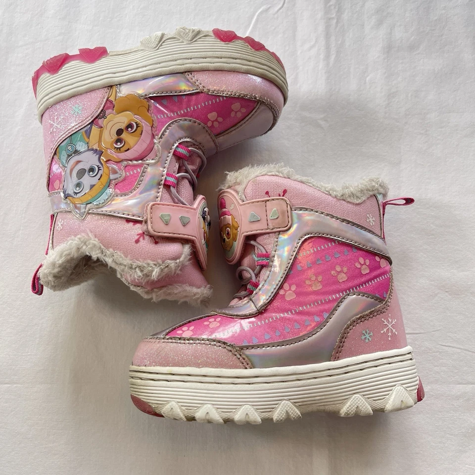 Botas de nieve de invierno Nickelodeon PAW PATRL para niñas pequeñas talla 8 usadas en excelente estado Foto 2 de 4