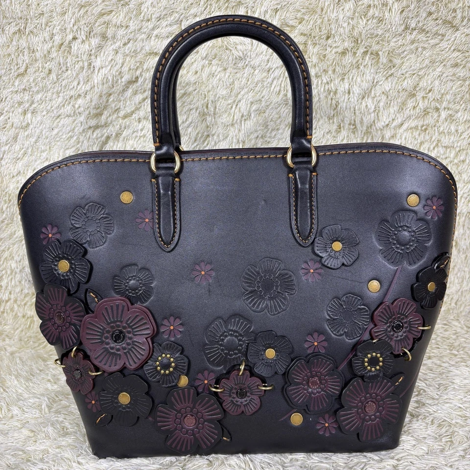 Coach Tea Rose Dakota 2Way Shoulder Bag Black Leather Flower Appliqué Handbag - Image 4 of 4
