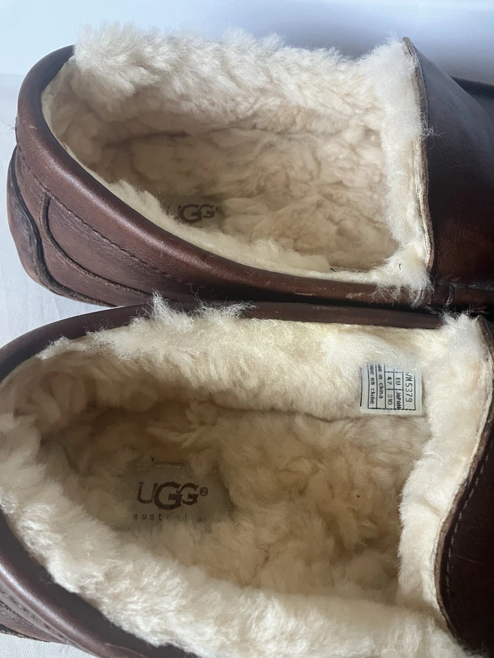 Ugg Ascot 5379 Dark Brown Leather Shearling Lined Slippers Mens Sz 13 EU 46 - Image 2 of 4