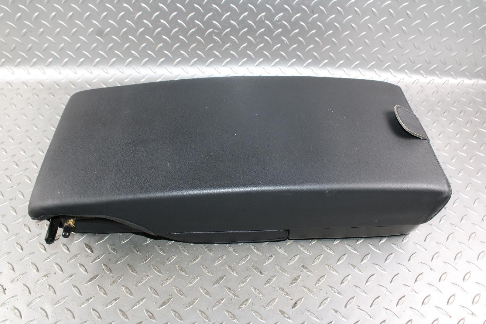 14-22 Ghibli Black Leather Rear 2nd Row Seat Center Armrest Cupholder Bin OEM OE