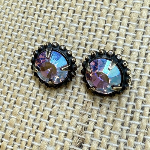 Sorrelli 8mm Aurora Borealis Crystal Stud Earrings Vintage-Style Brass Setting - Picture 3 of 9